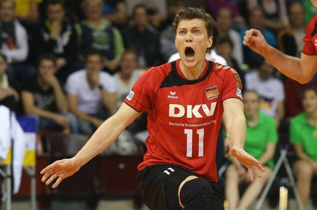 Ludwigsburg , Volleyball Länderspiel Deutschland vs. Frankreich Lukas Kampa ( Deut )
