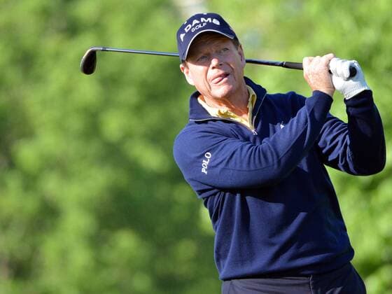 St. Louis, MO, USA - May 24, 2013: Tom Watson tees off from the 2 hole during the second round of the Senior PGA Golf Herren Championship at Bellerive Country Club in St. Louis. PGA Golf Herren 2013: Senior PGA Golf Herren Championship Second Round MAY 24 - ZUMAc04