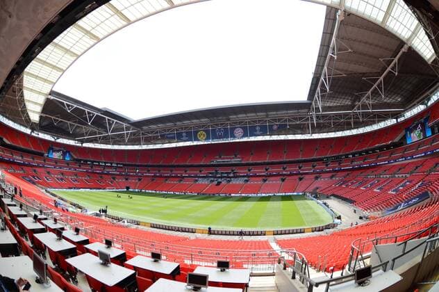 Fussball, Herren, Saison 2012 13, UEFA, Champions League, Finale in London, Borussia Dortmund - FC Bayern München, Wembley Stadion Übersicht, vorn links Presseplätze, 25.05. 2013,