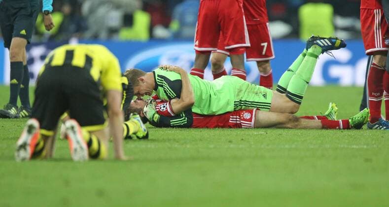 Fußball, FC Bayern München, Champions League Sieger 2013 Manuel NEUER, FC Nr.1,Thomas Müller Müller (Bayern 25) Jubel, Freude, Emotionen, Feiern, Lachen, jubelt, freuen, reisst die Arme hoch, ballt die Faust FC BAYERN MÜNCHEN - BORUSSIA DORTMUND ( - ) Fussball UEFA Champions League, Finale, im Wembley Stadion London am 25.05.2013 CL Saison 2012 2013, FCB, München, BVB