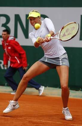 French Open 2013, Roland Garros,Paris,ITF Grand Slam Tennis Tournament, Andrea Hlavackova (CZE),Aktion,Einzelbild,Ganzkörper,Hochformat,