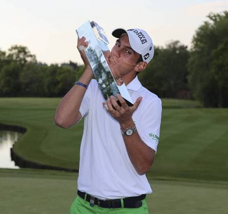 26.05.2013 Wentworth, Virginia Water, England. Matteo Manassero (ITA) wins the 2013 BMW PGA Golf Herren Championship from Wentworth Golf Club. xDavidxLloydx  ActionPlus19283