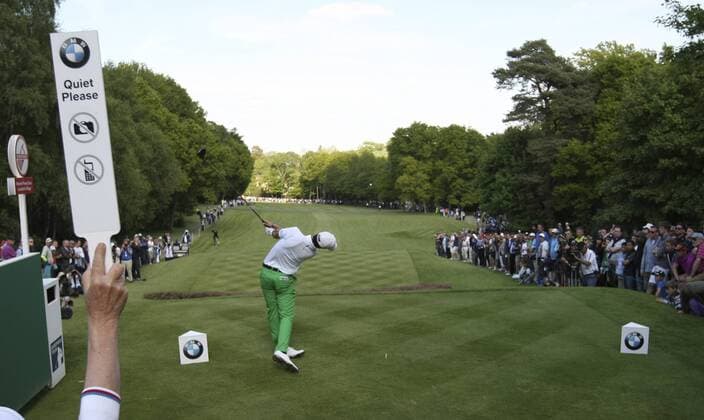 26.05.2013 Wentworth, Virginia Water, England. Mateo Manassero (ITA) sends the ball to the middle of the 17th fairway during the Final Round of the 2013 BMW PGA Golf Herren Championship from Wentworth Golf Club. xDavidxLloydx  ActionPlus19289