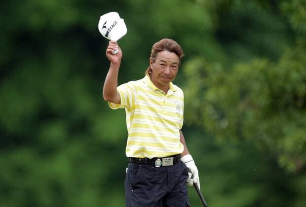 Kohki Idoki of Japan acknlowedges the crowd after sinking his putt on 18 during the 74th Senior PGA Golf Herren Championship at Bellerive Country Club in St. Louis on May 26, 2013. Idoki won the tournament with an 11 under.  SLP2013052619