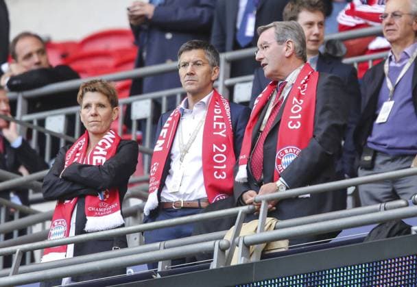 Herbert HAINER, ADIDAS Vorstandsvorsitzender , mit Ehefrau Angelika Karl HOPFNER (FCB Geschäftsführer) auf der Ehrentribüne FC BAYERN MUENCHEN - BORUSSIA DORTMUND (2 -1 ) Fussball UEFA Champions League, Finale, im Wembley Stadion London am 25.05.2013 CL Saison 2012 2013, FCB, München, BVB