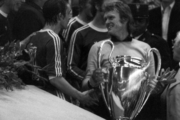 Der FC Bayern München gewinnt den Europapokal der Landesmeister - Jubel von Torwart Sepp Maier (re.)