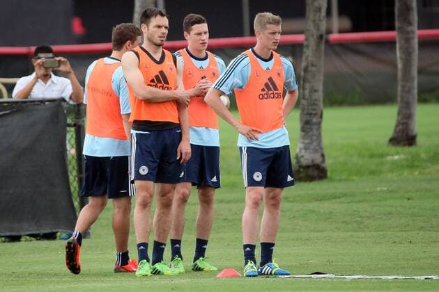 Heiko Westermann, Julian Draxler, Lars Bender (D)