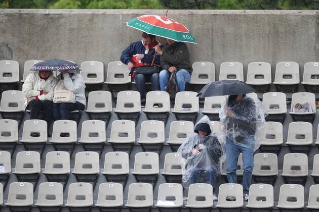 Rain at Roland Garros during first round of 2013 French Open, Paris, 28 05 2013 -