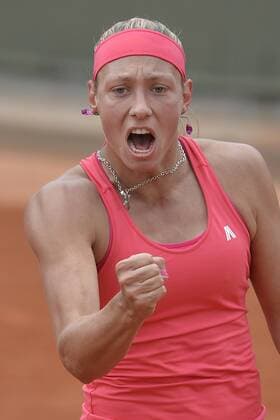 PARIS, 29.05.2013, Yanina Wickmayer (BEL) bei den Tennis French Open 2013 in Paris
