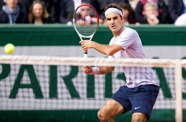 TENNIS - ATP, French Open 2013 PARIS,FRANKREICH,29.MAI.13 - TENNIS - ATP Tennis Herren World Tour, Grand Slam, Roland Garros, French Open. Bild zeigt Roger Federer (SUI). 