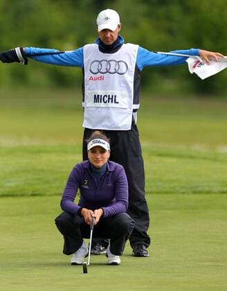 GOLF - Ladies German Open 2013 MARKT INDERSDORF,DEUTSCHLAND,30.MAI.13 - DIVERS, GOLF - Ladies European Tour, UniCredit Ladies German Open im GC Gut Haeusern. Bild zeigt Stefanie Michl (AUT) mit ihrem Caddy. 