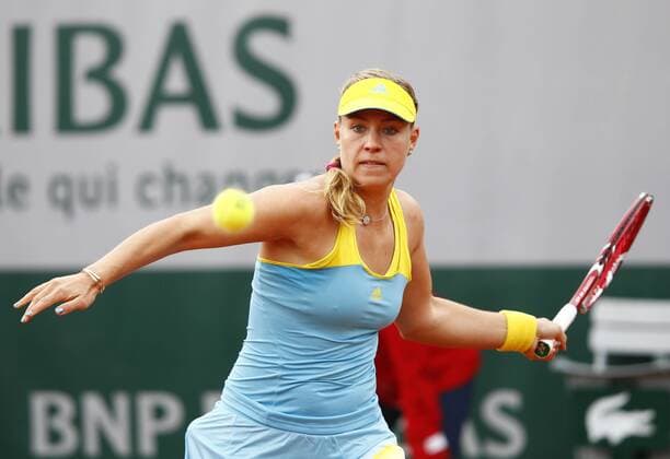French Open 2013, Roland Garros,Paris,ITF Grand Slam Tennis Tournament, Angelique Kerber (GER),Aktion, Einzelbild,Halbkoerper,Querformat,