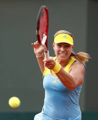 French Open 2013, Roland Garros,Paris,ITF Grand Slam Tennis Tournament, Angelique Kerber (GER),Aktion, Einzelbild,Halbkoerper,Hochformat,