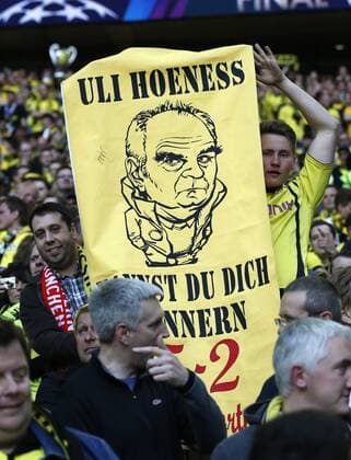 BVB Fan hate Uli Hoeness during the final of the Champions league between Borussia Dortmund and FC Bayern Munich, Wembley Stadium in London on May 25., 2013. Borussia Dortmund gegen FC Bayern München im Finale der Champions League in der Saison 2012 2013 am 25. Mai 2013.