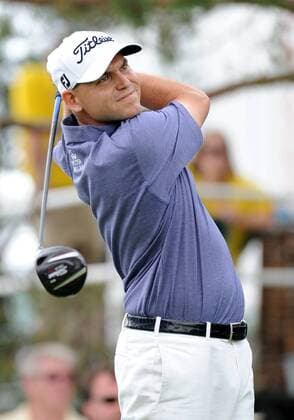 31 May 2013: Bill Haas tees off number eleven during the Memorial Golf Tournament second round of play at Muirfield Village Golf Course in Dublin, OH. GOLF: MAY 31 PGA Golf Herren - The Memorial Tournament - Second Round Icon154053113001 EDITORIAL USE ONLY