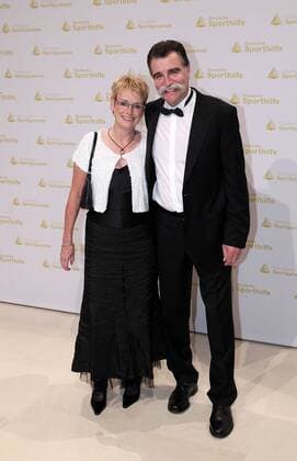 Heiner Brand mit seiner Ehefrau Christel bei der Verleihung Goldene Sportpyramide am 31.05.2013 in Berlin Goldene Sportpyramide 2013, Berlin 