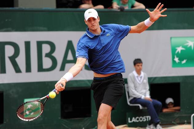 01.06.2013 Paris, France. John Isner of the United States of America in action during the match in the third round of the French Open from Roland Garros. xDavidxEmmx  ActionPlus11413745