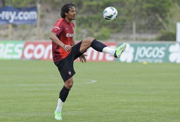 June 5, 2013 - Bidos, Portugal - Obidos: The Selecao de Portugal Football trained this morning before the game against Russia for the 2013 World Cup qualifying in Praia Del Rey in Obidos. Bruno Alves Portugal team training in Obidos  - ZUMAat2