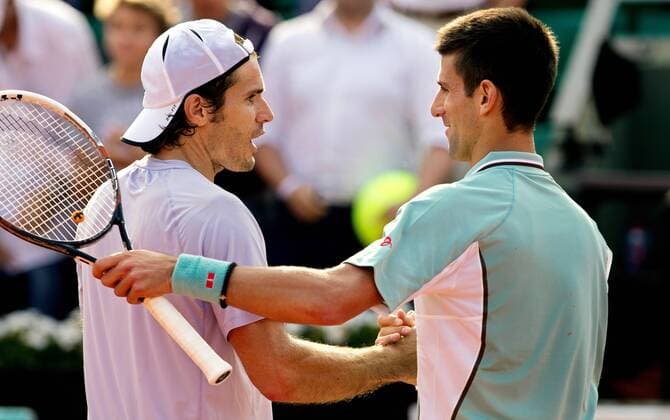 TENNIS - ATP, French Open 2013 PARIS,FRANKREICH,05.JUN.13 - TENNIS - ATP Tennis Herren World Tour, Grand Slam, Roland Garros, French Open. Bild zeigt Tommy Haas (GER) und Novak Djokovic (SRB). Keywords: Handshake. 