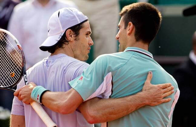 TENNIS - ATP, French Open 2013 PARIS,FRANKREICH,05.JUN.13 - TENNIS - ATP Tennis Herren World Tour, Grand Slam, Roland Garros, French Open. Bild zeigt Tommy Haas (GER) und Novak Djokovic (SRB). 