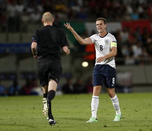 England s Darius Henderson argues with referee Antony Gautier - England U21 vs Italy U21 - UEFA U21 Championship 2013 - Bloomfield Stadium - Tel Aviv - 05 06 2013 - EDITORIAL USE ONLY. No use with unauthorised audio, video, data, fixture lists, club league logos or live services. Online in-match use limited to 120 images, no video emulation. No use in betting, games or single club league player publications.