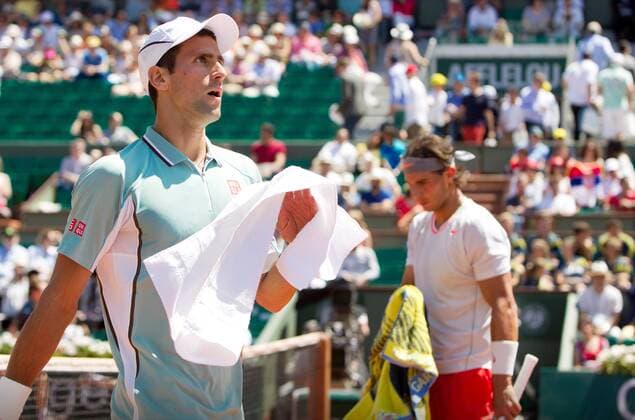 TENNIS - ATP, French Open 2013 PARIS,FRANKREICH,07.JUN.13 - TENNIS - ATP Tennis Herren World Tour, Grand Slam, Roland Garros, French Open. Bild zeigt Novak Djokovic (SRB) und Rafael Nadal (ESP). 