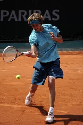 08.06.2013 Paris, France. Alexander Zverev of Germany in action in the Junior Boys Final of the French Open from Roland Garros. Garin of Chile won the final by a score of 6-4 and 6-1. xDavidxEmmx  ActionPlus11416629