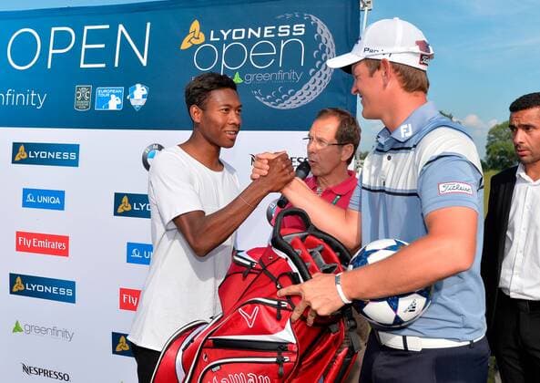 GOLF - PGA, Lyoness Open 2013 ATZENBRUGG,AUSTRIA,08.JUN.13 - DIVERS, GOLF, FUSSBALL - PGA Golf Herren European Tour, Lyoness Open 2013 im Diamond Country Club. Bild zeigt David Alaba (FC Bayern München), Michael Berger (ORF) und Bernd Wiesberger (AUT). 