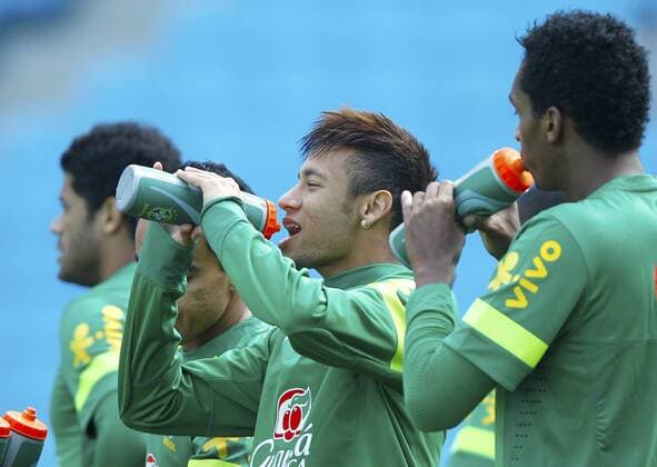 Neymar - Training Brasilien. PORTO ALEGRE RS, Brasil 08 06 2013. ( x(134)xRodolfoxBuhrerx xLaxImagemx  (17013)