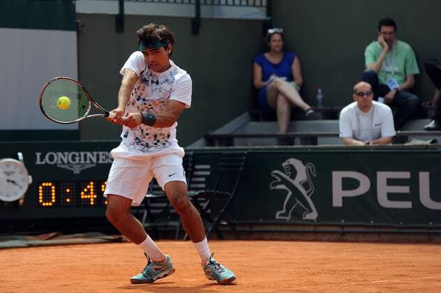 08.06.2013 Paris, France. Frederico Ferreira Silva of Portugal in action during the match in the Final of the Boys Doubles at the French Open from Roland Garros. xDavidxEmmx  ActionPlus21644