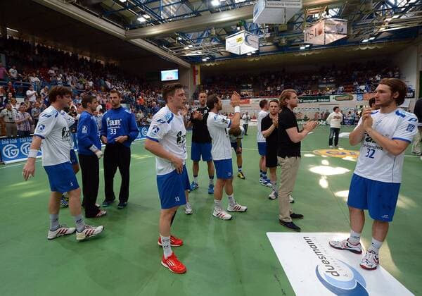 08.06.2013, xjhx, Handball HBL, TV Grosswallstadt - THW Kiel, v.l. enttäuscht, enttäuscht schauend, dissapointed schauende Grosswallstädter Spieler.