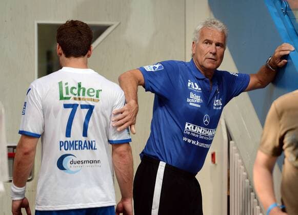 08.06.2013, xjhx, Handball HBL, TV Grosswallstadt - THW Kiel, v.l. Chen Pomeranz (TV Grosswallstadt), Sportdirektor Peter Meisinger (TV Grosswallstadt) enttäuscht, enttäuscht schauend, dissapointed