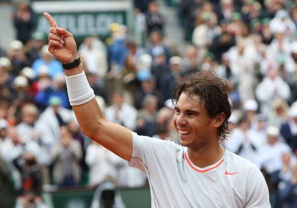 (130609) -- PARIS, June 9, 2013 (Xinhua) -- Spain s Rafael Nadal celebrates after the men s singles final match at the French Open tennis tournament in Paris June 9, 2013. (Xinhua Gao Jing) (SP) FRANCE-PARIS-TENNIS-MEN S SINGLES FINAL 