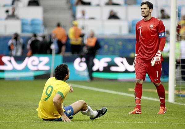 PORTO ALEGRE, RS - 09 06 2013: Brasilien vs Frankreich - Fred - Arena do Gremio. ( x(326)xCarlosxEduardoxdexQuadrosx  (17020)
