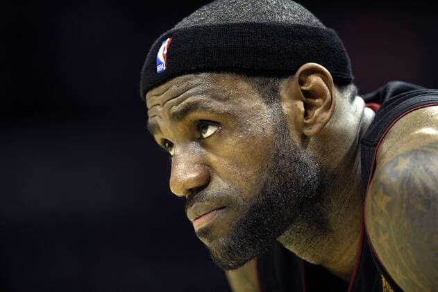 June 13, 2013 - San Antonio, TX, USA - The Miami Heat s LeBron James during a break in the action against the San Antonio Spurs in the second quarter of Game 4 of the NBA Basketball Herren USA Finals at the AT&T Center in San Antonio, Texas, on Thursday, June 13, 2013. NBA Basketball Herren USA Finals: Game 4 - ZUMAm67