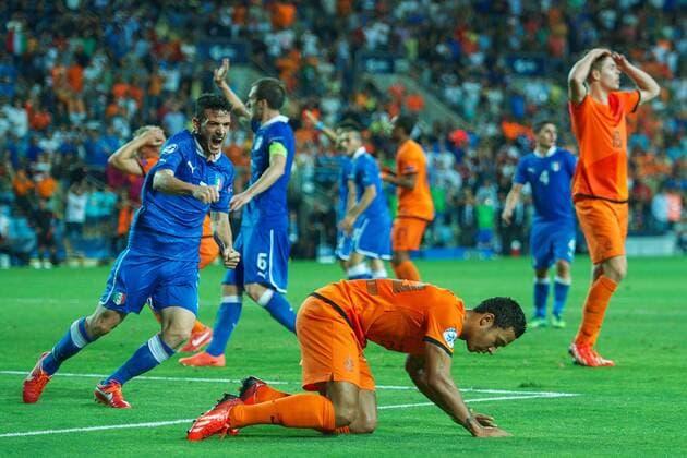 (L-R) Mike van der Hoorn of Holland U21, Alessandro Florenzi of Italy U21 , Luca Caldirola of Italy U21, Memphis Depay of Holland U21, Marco Verratti of Italy U21, Marco van Ginkel of Holland U21 during the UEFA EURO U21 championship semi-final match between Italy and Netherlands on June 15, 2013 at the HaMoshava stadium at Petach Tikva, Israel. Italy U21 v Holland U21 UEFA EURO U21 2012 2013 xVIxxIVx 1608252