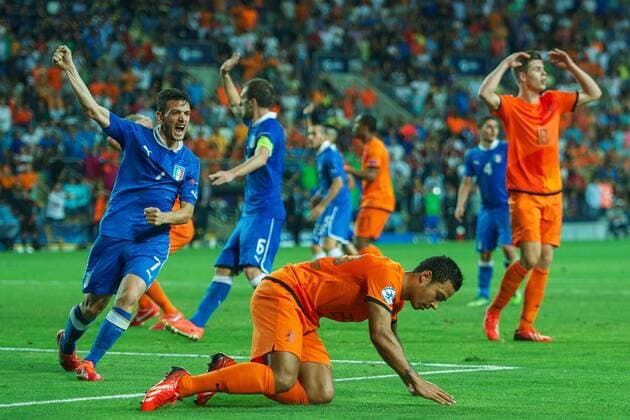(L-R) Alessandro Florenzi of Italy U21, Luca Caldirola of Italy U21, Memphis Depay of Holland U21, Marco van Ginkel of Holland U21 during the UEFA EURO U21 championship semi-final match between Italy and Netherlands on June 15, 2013 at the HaMoshava stadium at Petach Tikva, Israel. Italy U21 v Holland U21 UEFA EURO U21 2012 2013 xVIxxIVx 1608390