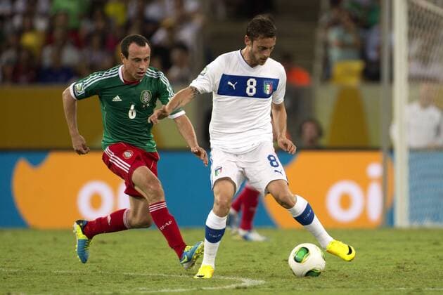 Gerardo Torrado (MEX), Claudio Marchisio (ITA), JUNE 16, 2013 - Football Soccer : FIFA Confederations Cup Brazil 2013 Group A match between Mexico 1-2 Italy at Estadio do Maracana in Rio de Janeiro, Brazil. NoxThirdxPartyxSales  (ptmb042695)