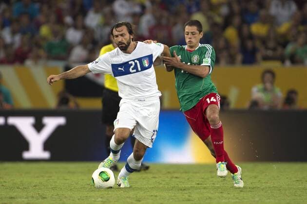 Andrea Pirlo (ITA), Javier Hernandez (Chicharito) (MEX), JUNE 16, 2013 - Football Soccer : FIFA Confederations Cup Brazil 2013 Group A match between Mexico 1-2 Italy at Estadio do Maracana in Rio de Janeiro, Brazil. NoxThirdxPartyxSales  (ptmb042699)