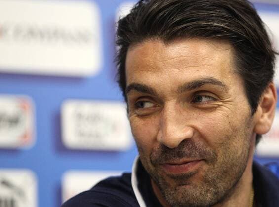 Gianluigi Buffon - PK Italien, Rio de Janeiro x(65)xRuixPortoxFilhox xFotoarenax  (17191) Treino da Selecao Italiana