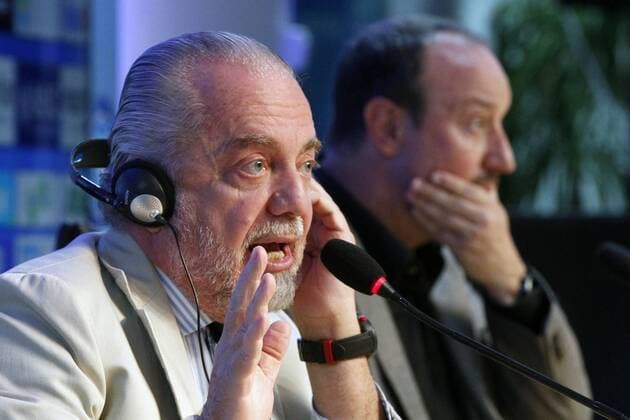 Neapel, Italien - Pressekonferenz zur Vorstellung des neuen Trainers des SSC Neapel - Im Bild: AURELIO DE LAURENTIIS, RAFAEL BENITEZ
