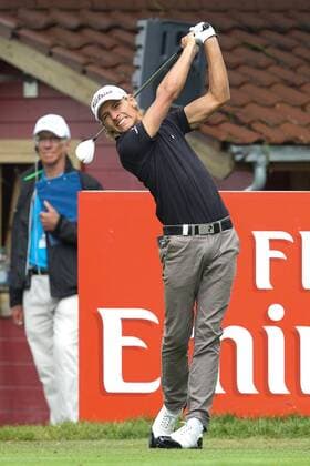 Joakim LAGERGREN (SWE) am Abschlag, Tee EP_ckt