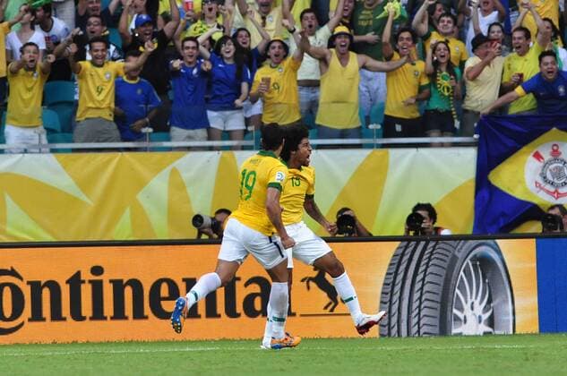 Dante und Hulk, Torjubel - Italien - Brasilien Arena Fonte Nova. Salvador BA - 22 06 2013. x(2113)xMauroxAkinxNassorx xFotoax  (17132)