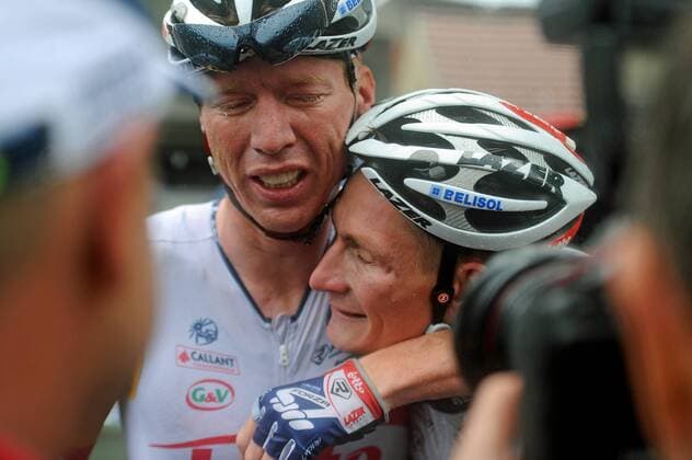 Andre GREIPEL ( GER Lotto - Belisol ) gewinnt zum ersten Mal die Deutsche Meisterschaft der Strassenfahrer und freut sich gemeinsam mit seinem besten Freund und Edelhelfer Marcel SIEBERG (GER) - Jubel - Freude - Emotionen - Aktion - quer - Event: Deutsche Meisterschaften 2013 - Strassenrennen der Männer Elite 2013 - Location: Deutschland - Wangen - Baden Württemberg - Europa - Datum: 23.06.2013