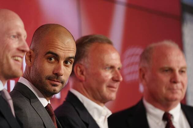 Cheftrainer Pep GUARDIOLA (FCB) , Karl-Heinz RUMMENIGGE (Vorstandsvorsitzender FCB AG),Präsident und Aufsichtsratsvorsitzender Uli HOENESS (FCB), Matthias SAMMER, FCB Sportdirektor, Vorstellung und Pressekonferenz des neuen Trainer FC BAYERN MÜNCHEN Fussball 1. Bundesliga , München, am 24.06.2013 xx.Spieltag, Spieltagxx, Saison 2012 2013, Saison1314, Liga01, 1.Liga, 1.Bundesliga, FCB,