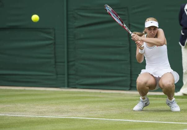 Tennis: Wimbledon Championship 2013, Germany s Sabine Lisicki returns during their second round women s singles match on day four of the 2013 Wimbledon Championships tennis tournament at the All England Club in Wimbledon, southwest London, on June 27, 2013. xKirstenxHolstx xHOCHxZWEIx