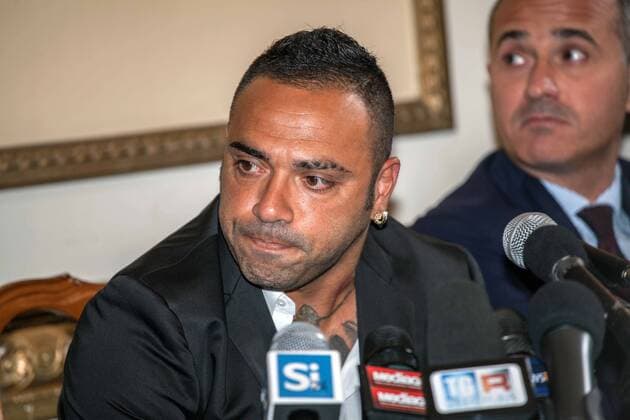 June 27, 2013 - Palermo, Italy - The top player of Palermo, Fabrizio Miccoli, investigated over alleged extortion, apologizes and breaks down in tears during the press conference, in Palermo, Sicily, on June 27, 2013.....Photo: AntonioxMelita NurPhoto Italy: Miccoli apologizes and breaks down in tears  - ZUMAn23