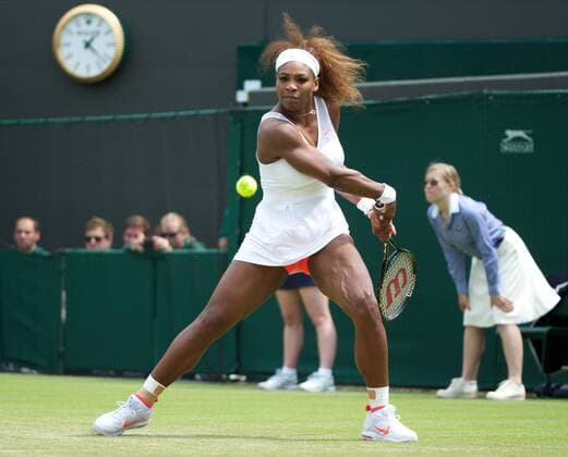 PROPAGANDA20130627 Tennis: Wimbledon Championship 2013, Serena Williams (USA) during the Ladies Singles 2nd Round match on day four of the Wimbledon Lawn Tennis Championships at the All England Lawn Tennis and Croquet Club. (Hinweis: Verwendung nur in Deutschland, Österreich oder Schweiz - only Germany, Austria and Switzerland) xHOCHxZWEIx xPropagandax 