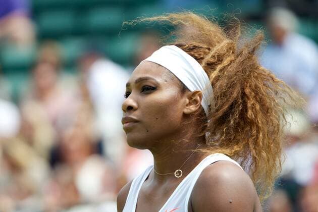 PROPAGANDA20130627 Tennis: Wimbledon Championship 2013, Serena Williams (USA) during the Ladies Singles 2nd Round match on day four of the Wimbledon Lawn Tennis Championships at the All England Lawn Tennis and Croquet Club. (Hinweis: Verwendung nur in Deutschland, Österreich oder Schweiz - only Germany, Austria and Switzerland) xHOCHxZWEIx xPropagandax 