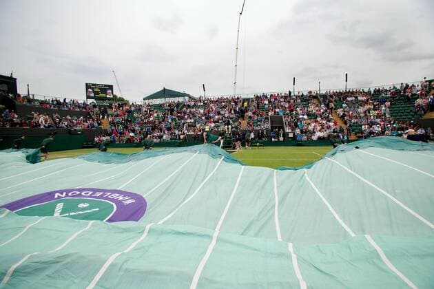 Tennis: Wimbledon Championship 2013, The covers come on as rain halts the start of the Ladies Singles 2nd Round match on day four of the Wimbledon Lawn Tennis Championships at the All England Lawn Tennis and Croquet Club. xHOCHxZWEIx xPropagandax 
